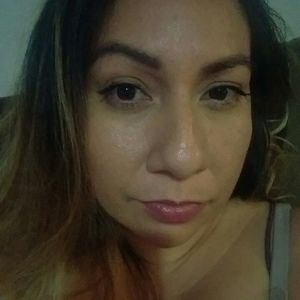 Meet your Posher, Desiree